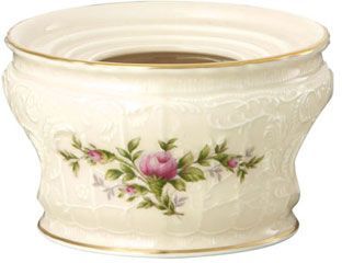 Подставка для свечи Rosenthal  Sanssouci Elfenbein арт.20480-508563-02000 Подставка для свечи Rosenthal  Sanssouci Elfenbein арт.20480-508563-02000